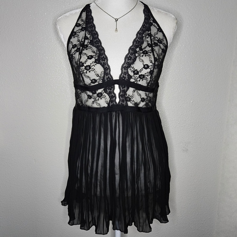 Victorias Secret Black Floral Lace Pleated Babydoll Chemise